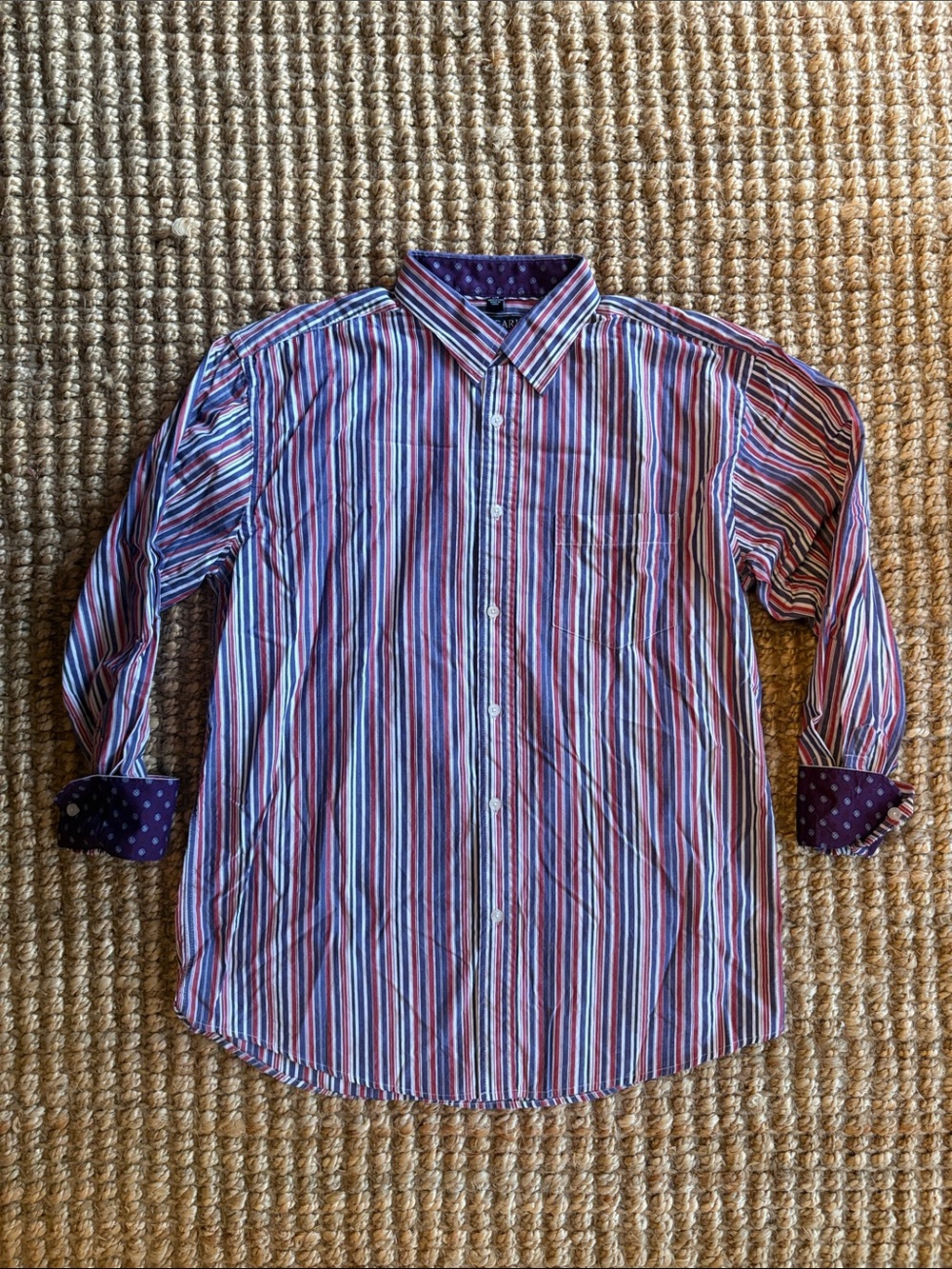 BOGARI button up striped men’s large dress shirt